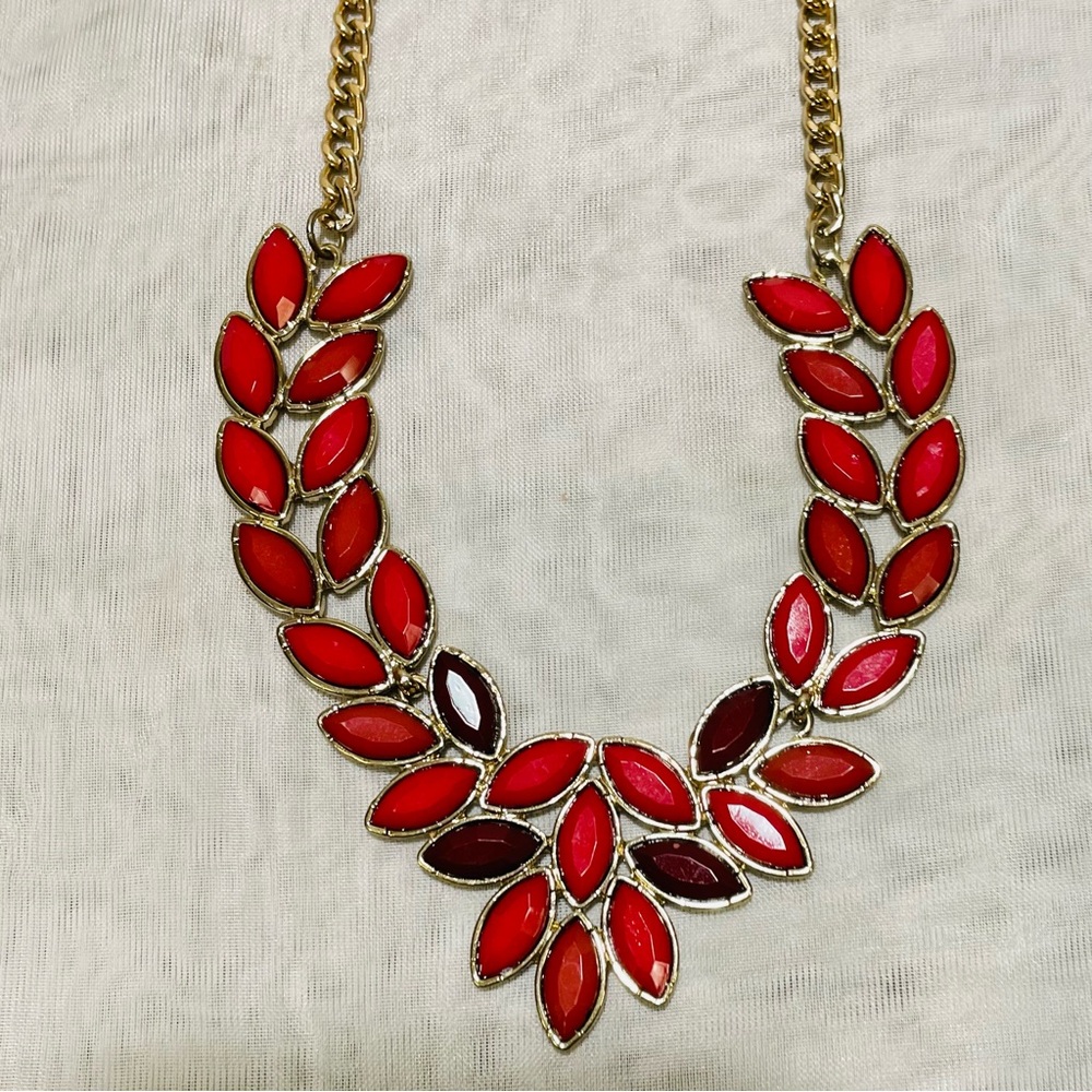 Mika Yoga Wear Red and Gold Leaf Necklace :✨Vintafw✨